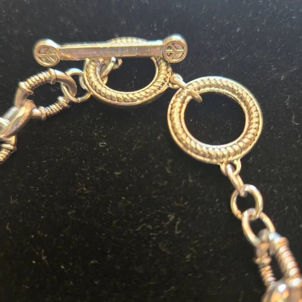NWOT Silver Heart & Peacesign Charm Bracelet